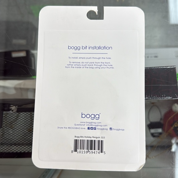 New Bogg Bag - Bogg Bits - holiday penguin 🐧 - Picture 3 of 4